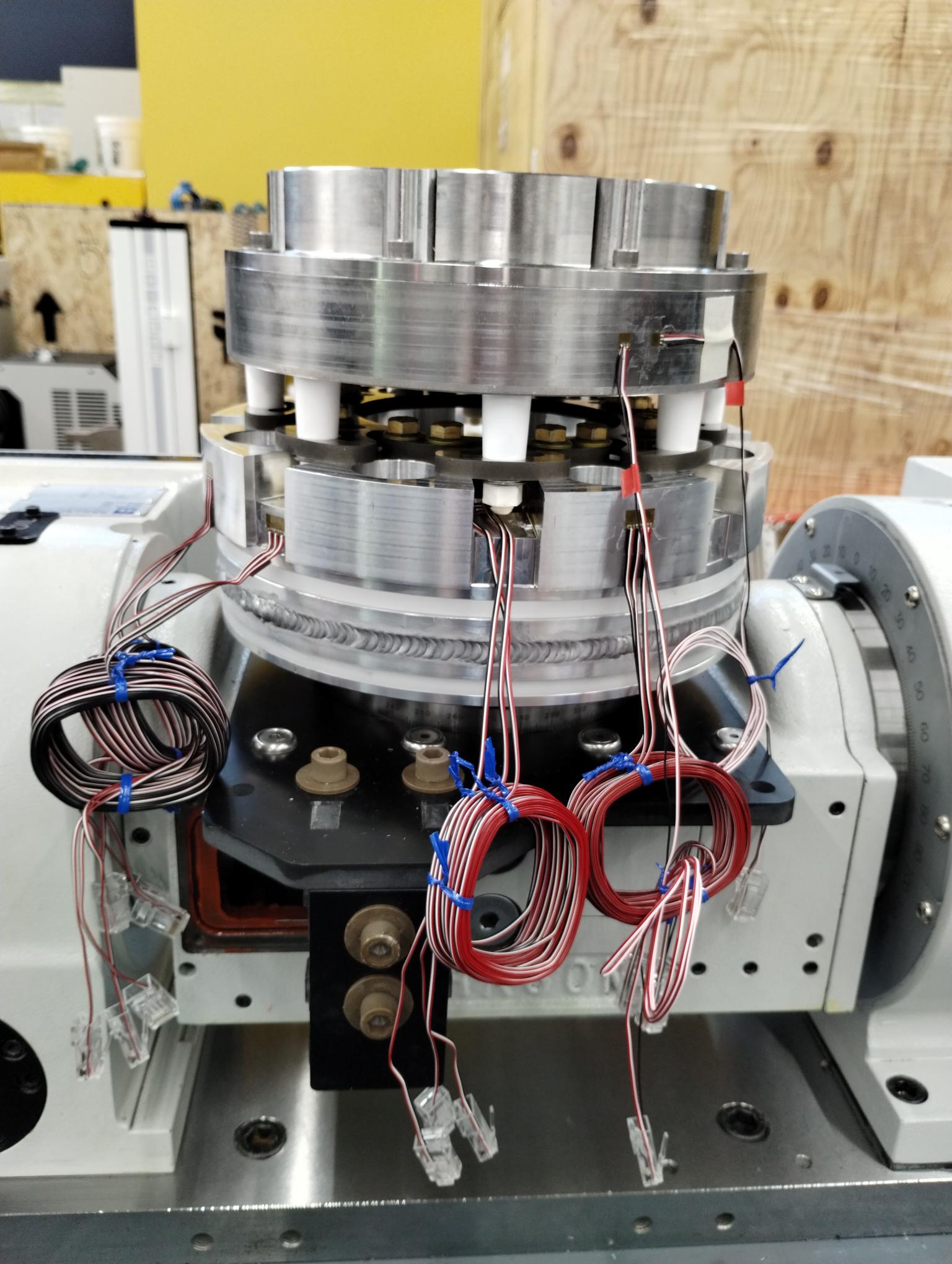 Heated build plate cold test setup